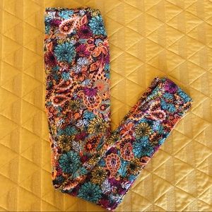 LULAROE floral leggings 🌸
